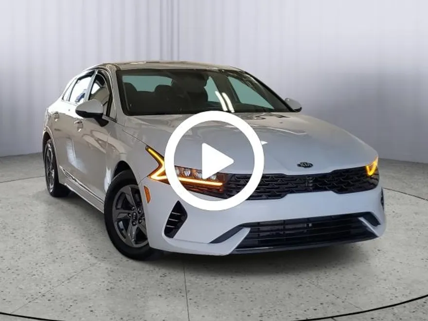 2021 Kia K5 LXS photo 1