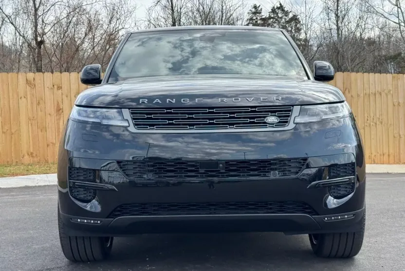 2025 Land Rover Range Rover Sport SE photo 1