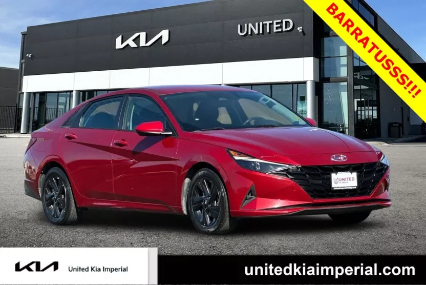 2021 Hyundai Elantra SEL photo 1