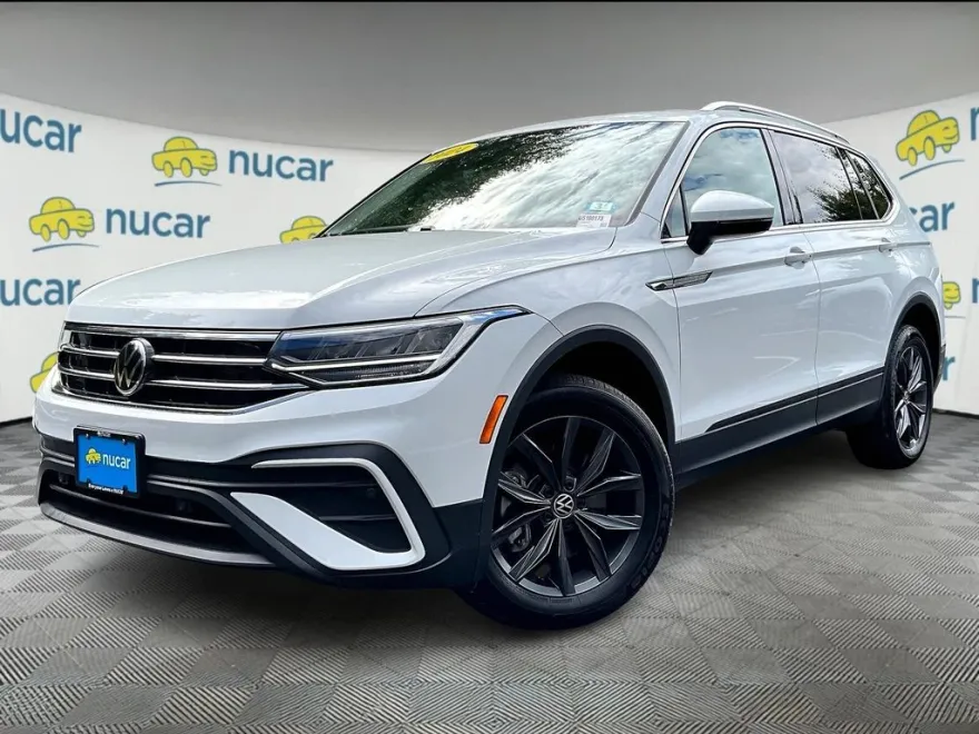 2024 Volkswagen Tiguan SE Wolfsburg Edition photo 1