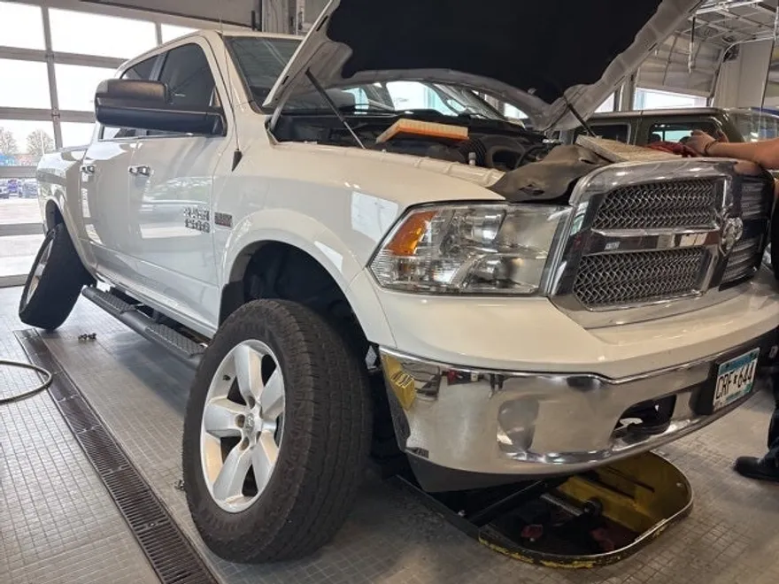 2018 Ram 1500 SLT photo 1