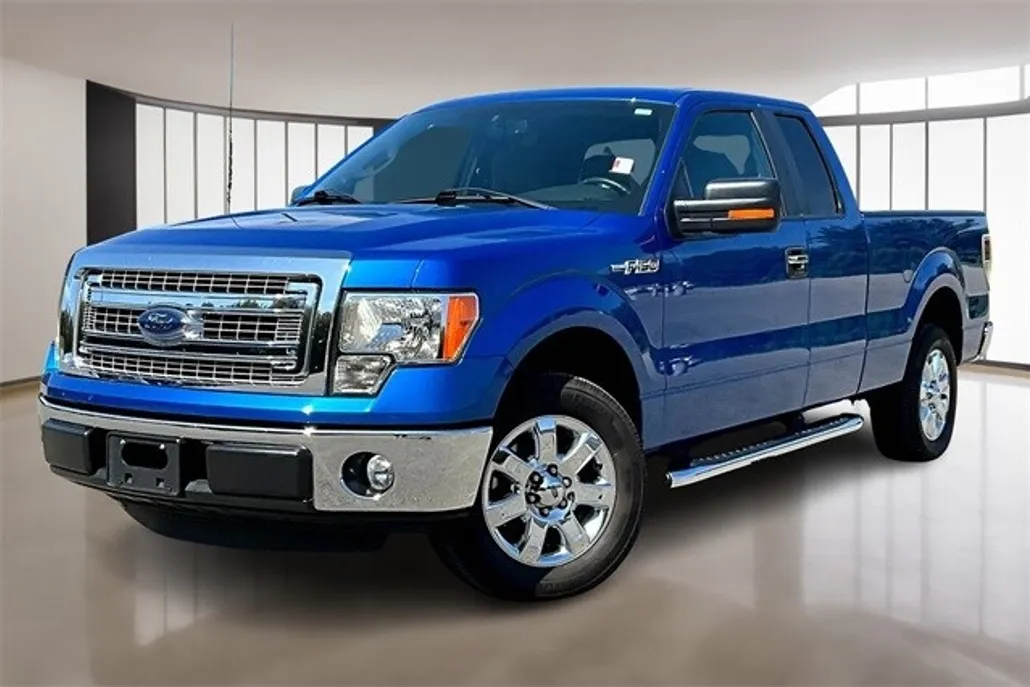 2013 Ford F-150 XLT photo 1