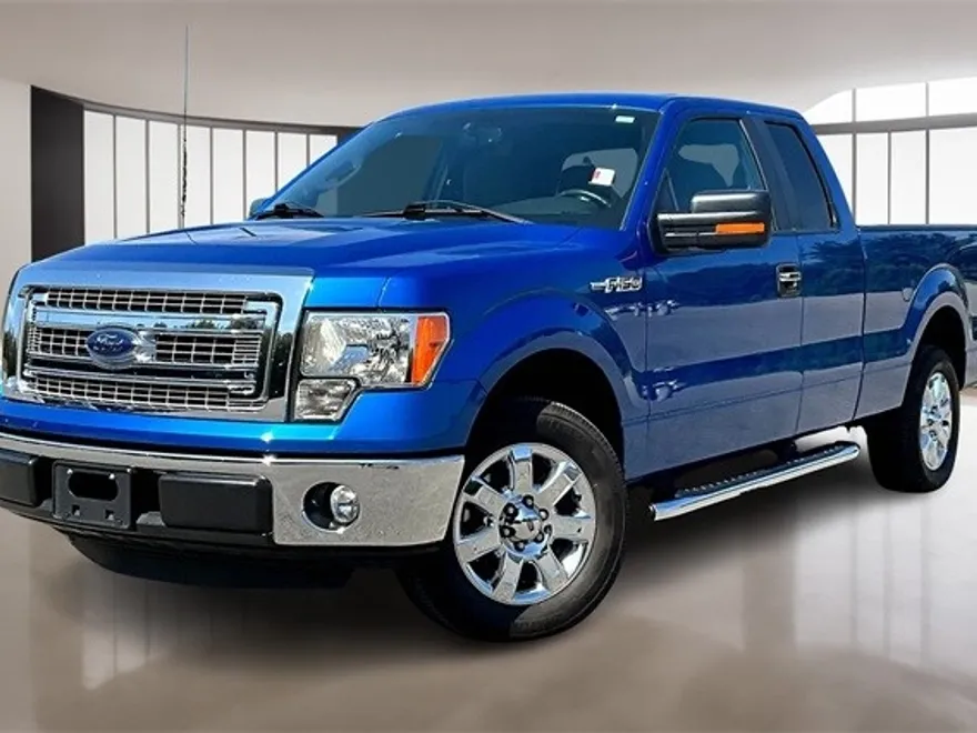 2013 Ford F-150 XLT photo 1