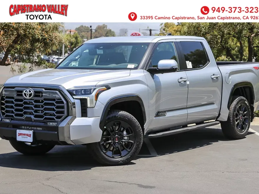 2025 Toyota Tundra Platinum CrewMax photo 1