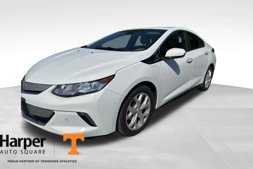 2018 Chevrolet Volt Premier photo 1