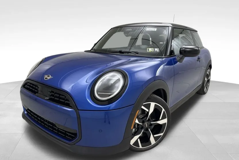 2025 Mini Cooper Hardtop 2 Door Oxford Edition photo 1