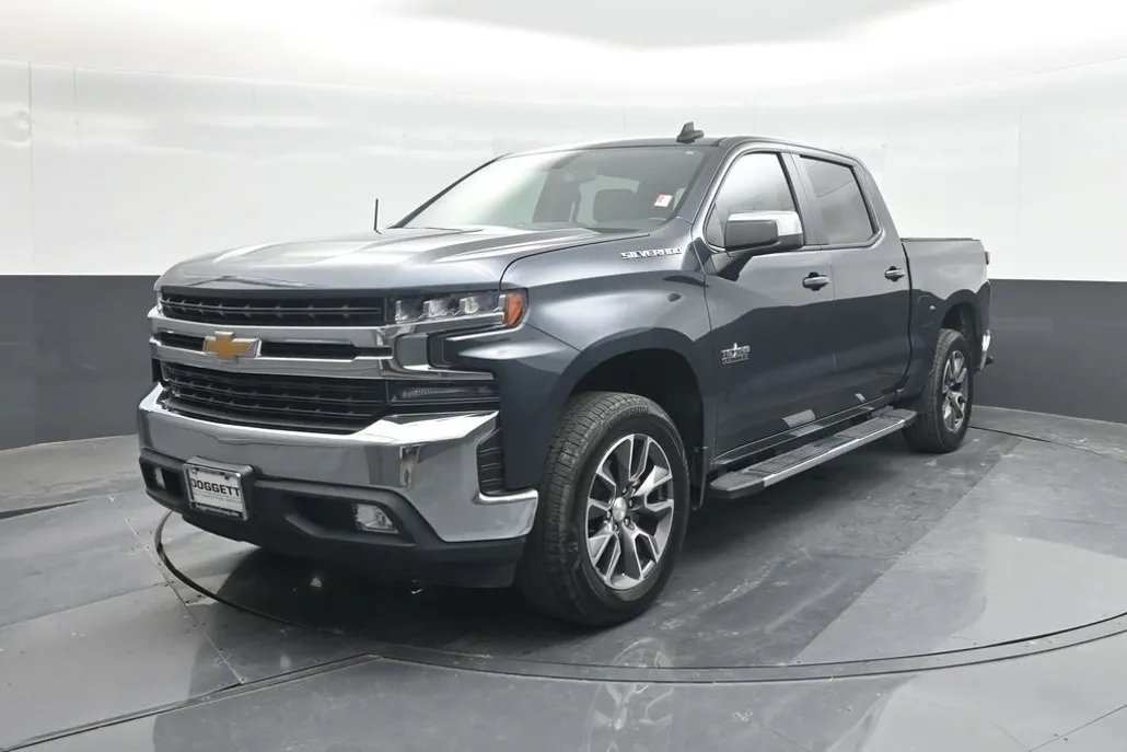 2020 Chevrolet Silverado 1500 LT photo 1