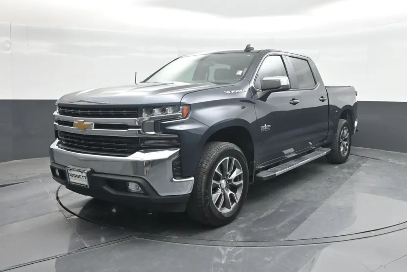 2020 Chevrolet Silverado 1500 LT photo 1