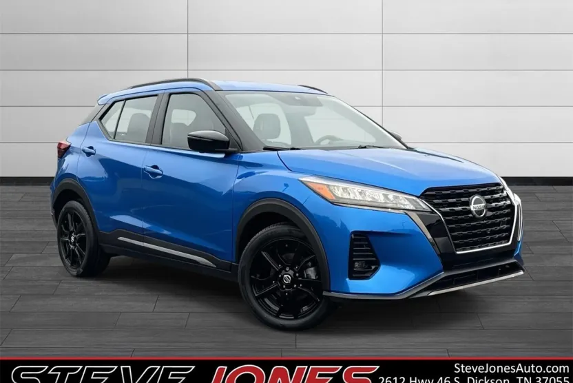 2021 Nissan Kicks SR photo 1