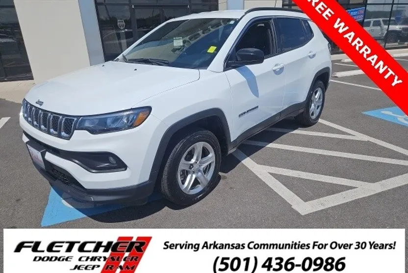 2024 Jeep Compass Latitude photo 1