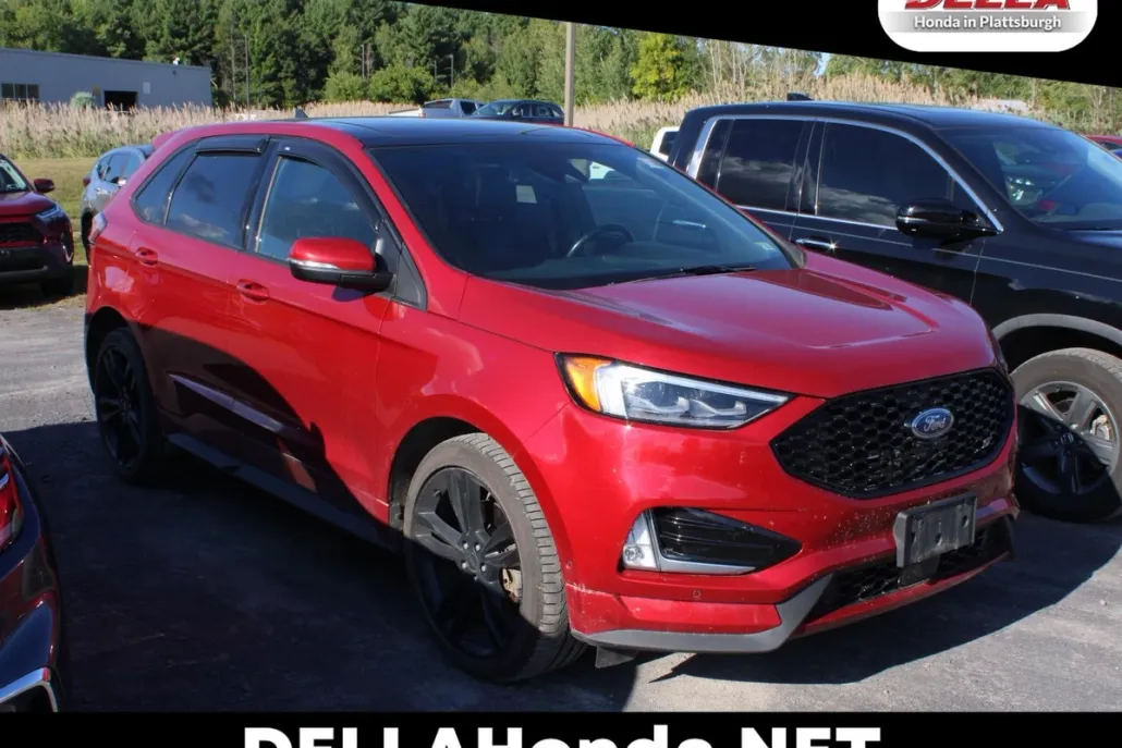 2020 Ford Edge ST photo 1