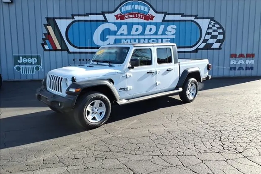2020 Jeep Gladiator Sport photo 1