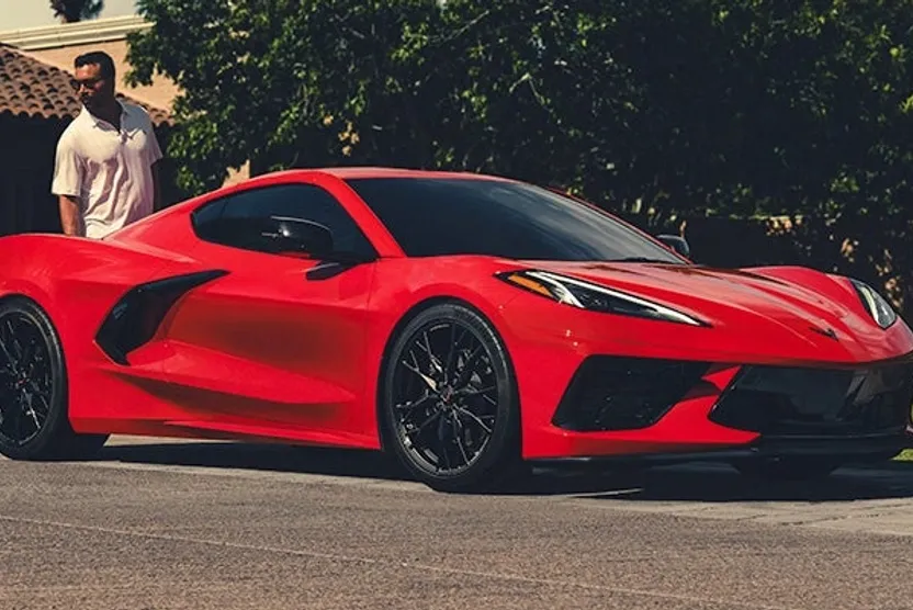2025 Chevrolet Corvette Stingray 2LT photo 1