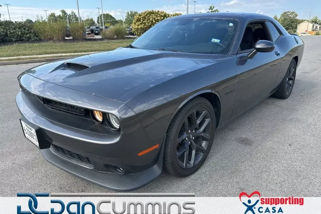 2021 Dodge Challenger R/T photo 1