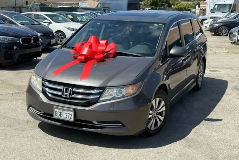 2016 Honda Odyssey EX-L photo 1