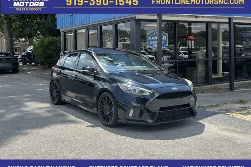 2017 Ford Focus RS photo 1