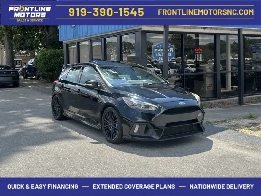 2017 Ford Focus RS photo 1