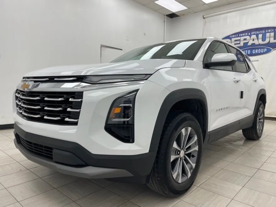 2026 Chevrolet Equinox LT photo 1