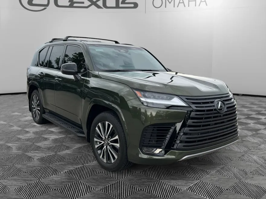 2025 Lexus LX 600 Premium photo 1