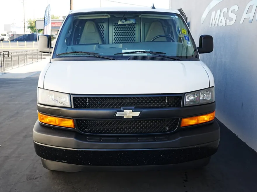2022 Chevrolet Express Cargo Van 3500 photo 1