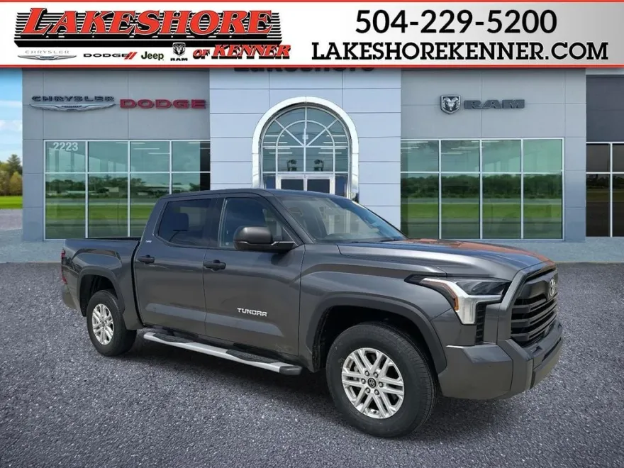 2023 Toyota Tundra SR5 photo 1