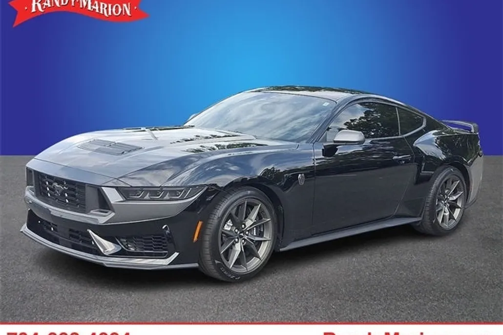 2025 Ford Mustang Dark Horse photo 1