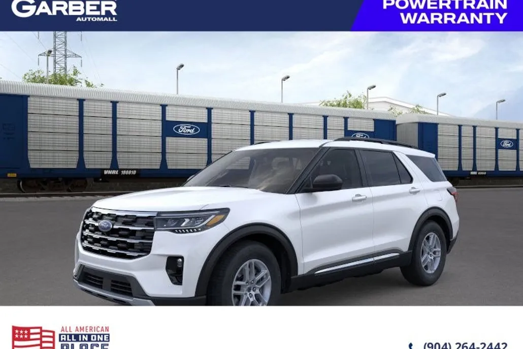 2025 Ford Explorer photo 1