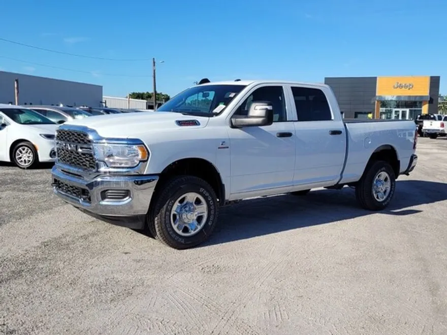 2024 Ram 2500 Tradesman photo 1