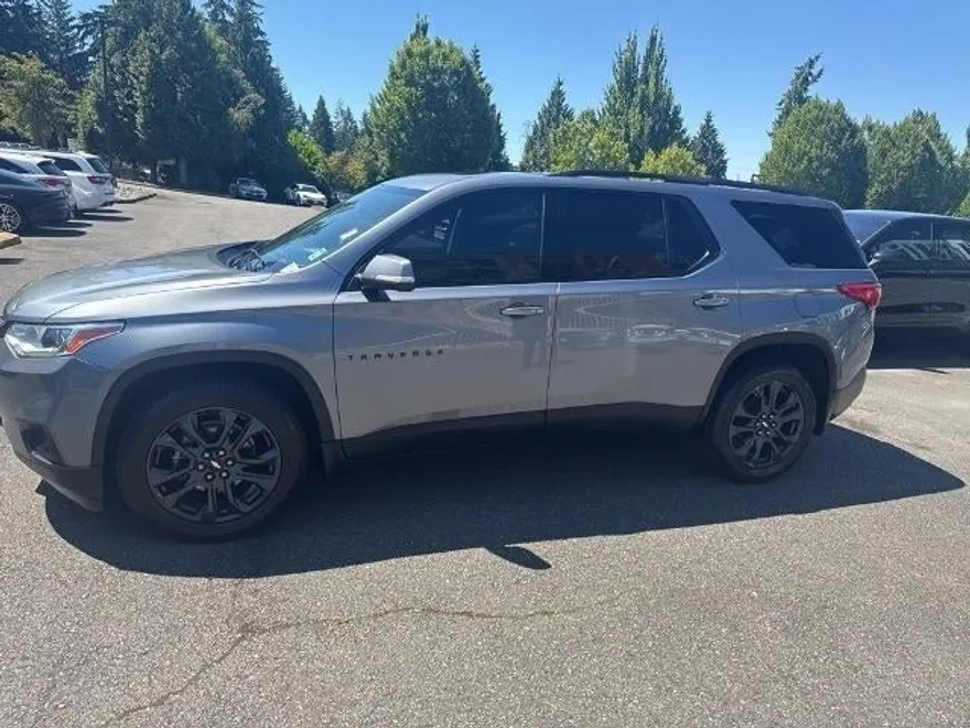2021 Chevrolet Traverse RS photo 1