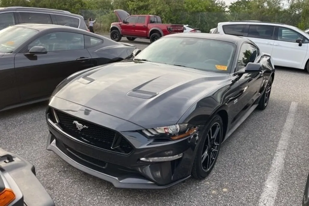 2025 Ford Mustang EcoBoost Premium photo 1