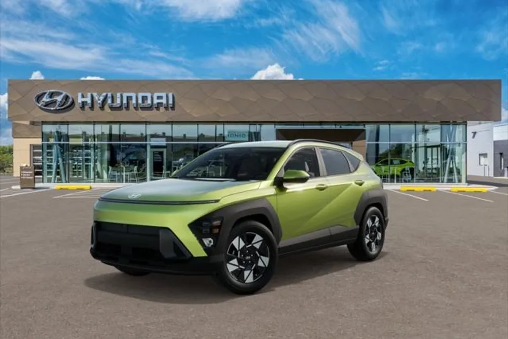 2025 Hyundai Kona SEL photo 1