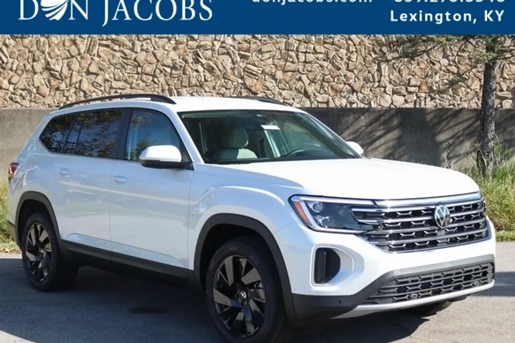 2026 Volkswagen Atlas SE Technology photo 1