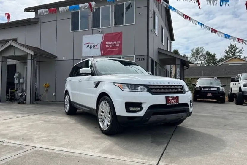 2015 Land Rover Range Rover Sport SE photo 1