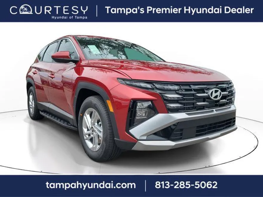 2026 Hyundai Tucson SE photo 1