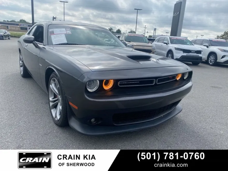 2020 Dodge Challenger R/T photo 1