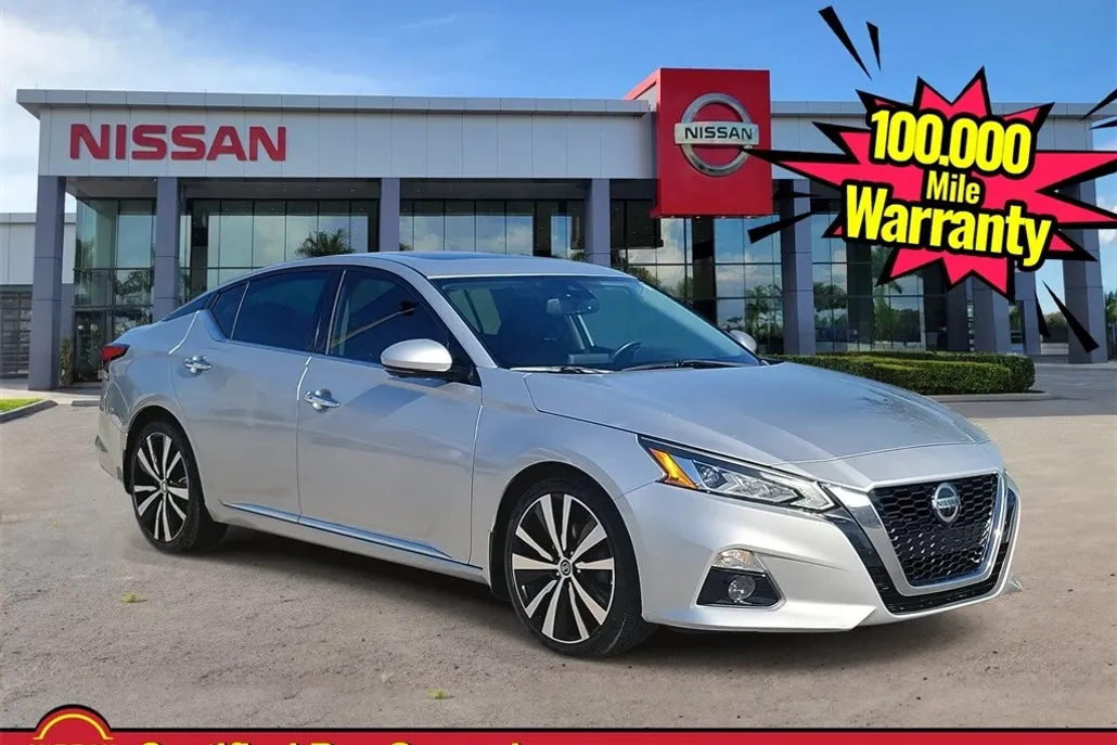 2020 Nissan Altima 2.5 Platinum photo 1