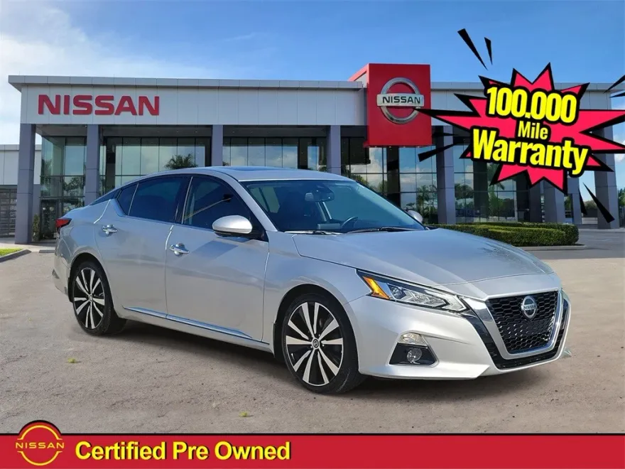 2020 Nissan Altima 2.5 Platinum photo 1