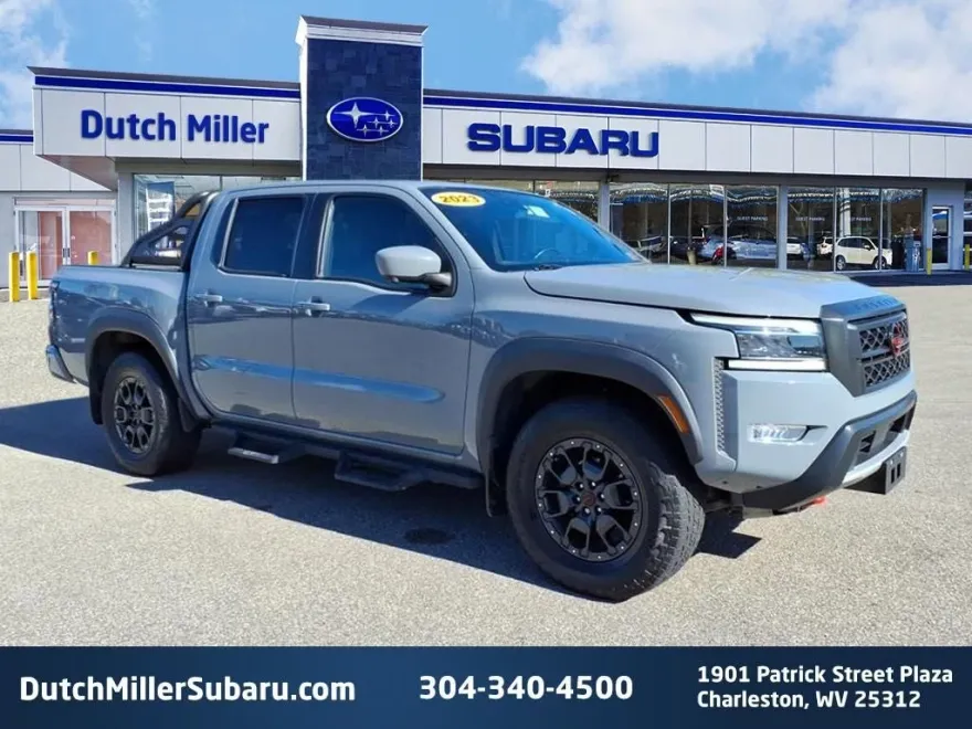 2023 Nissan Frontier PRO-4X photo 1