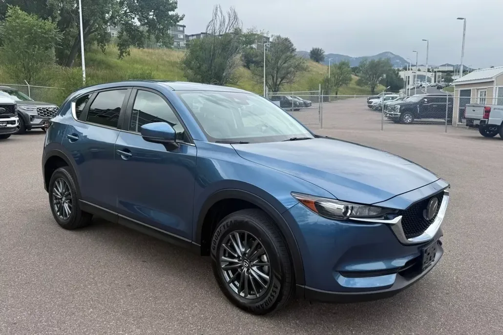 2021 Mazda CX-5 Touring photo 1