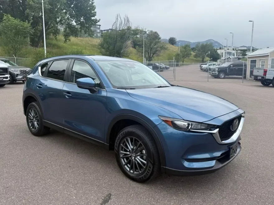 2021 Mazda CX-5 Touring photo 1