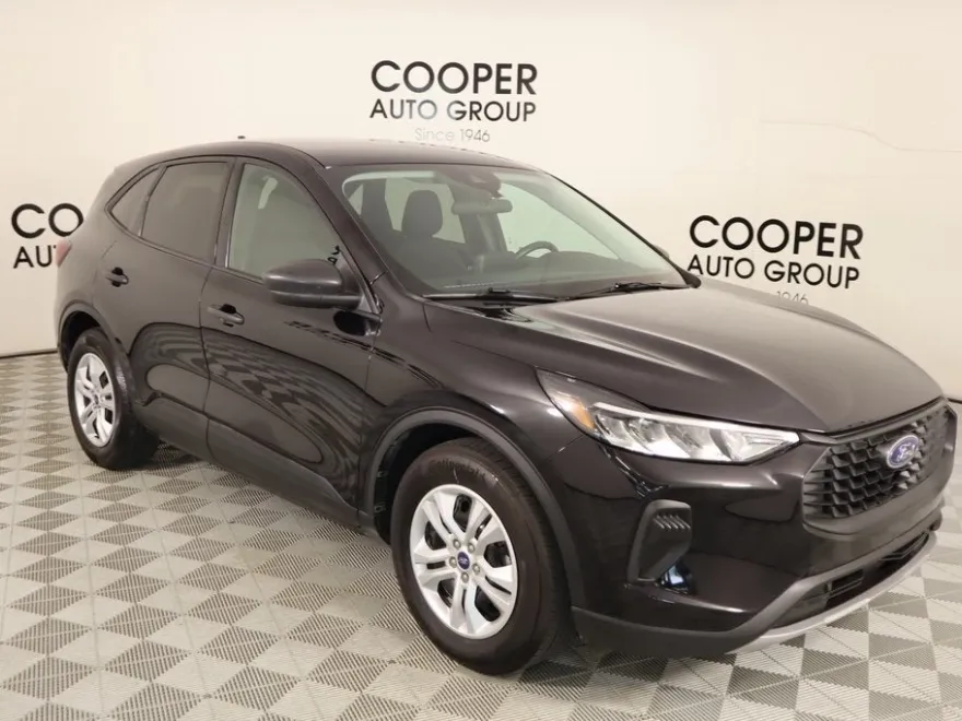 2024 Ford Escape Base photo 1