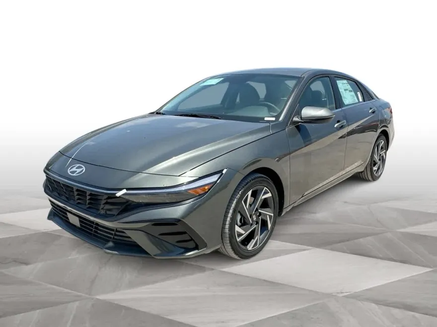 2025 Hyundai Elantra Limited photo 1