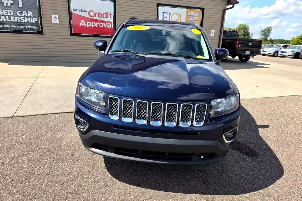 2017 Jeep Compass Latitude photo 1