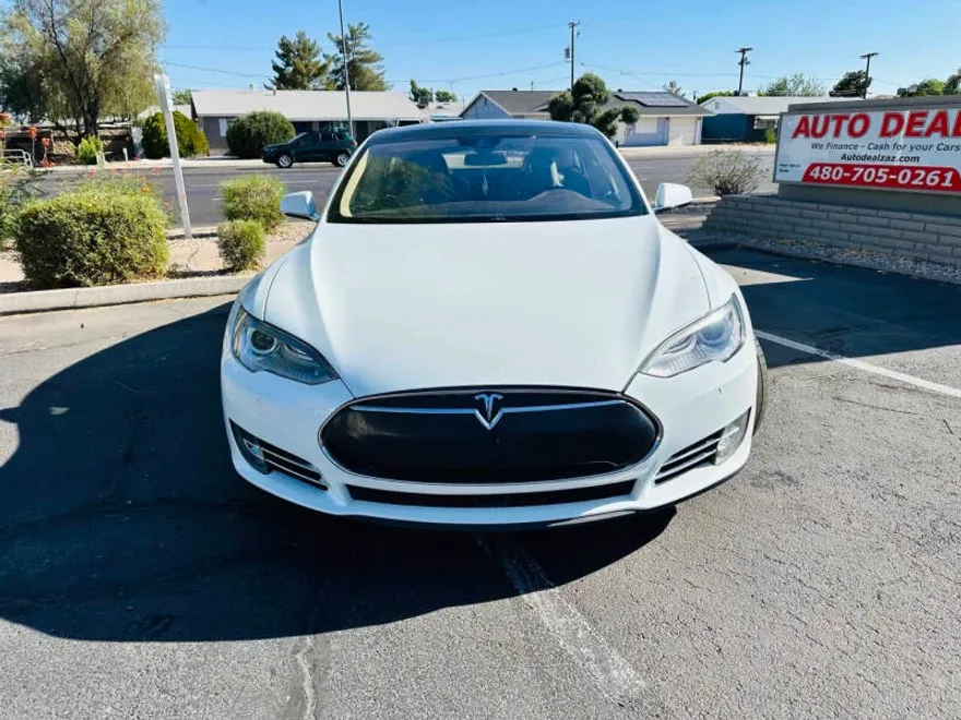 2015 Tesla Model S P85D photo 1