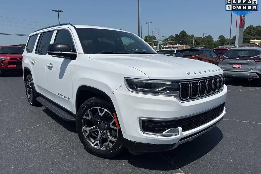 2023 Jeep Wagoneer Series III photo 1