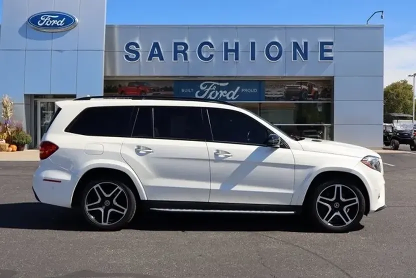 2019 Mercedes Benz GLS 550 4MATIC photo 1