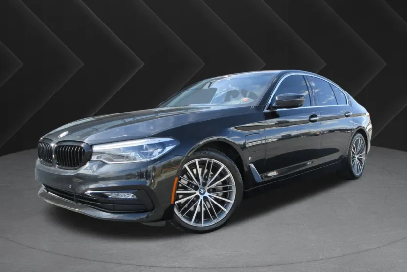 2018 Bmw 530e xDrive Sedan photo 1