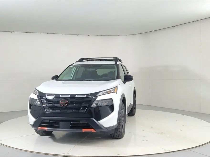 2026 Nissan Rogue SV photo 1