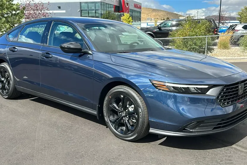 2025 Honda Accord SE photo 1