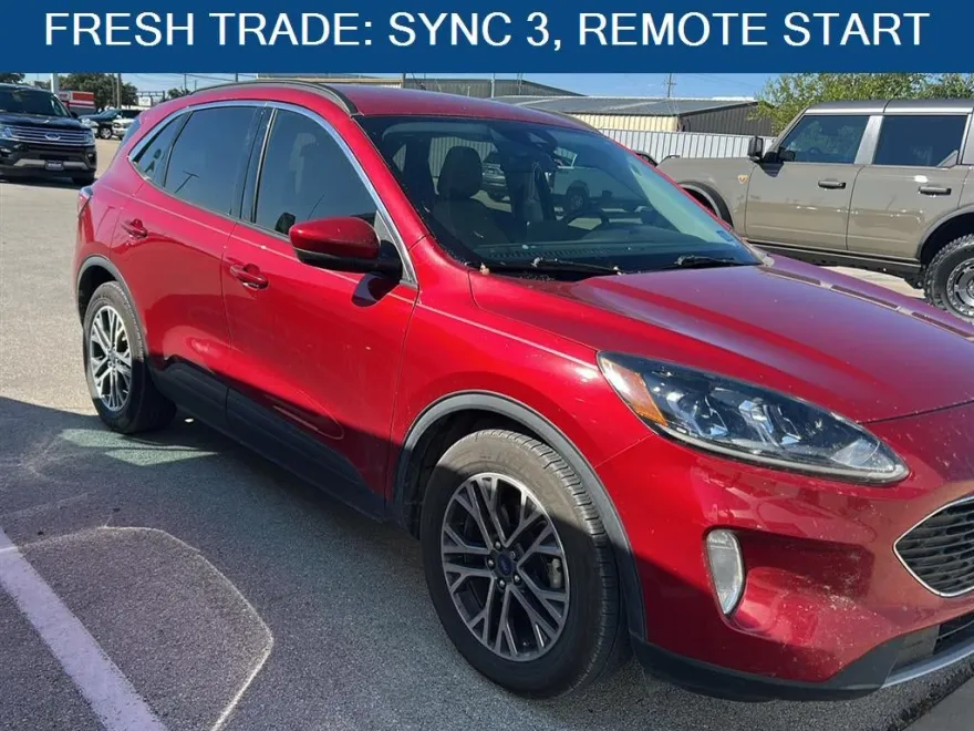 2021 Ford Escape SEL photo 1